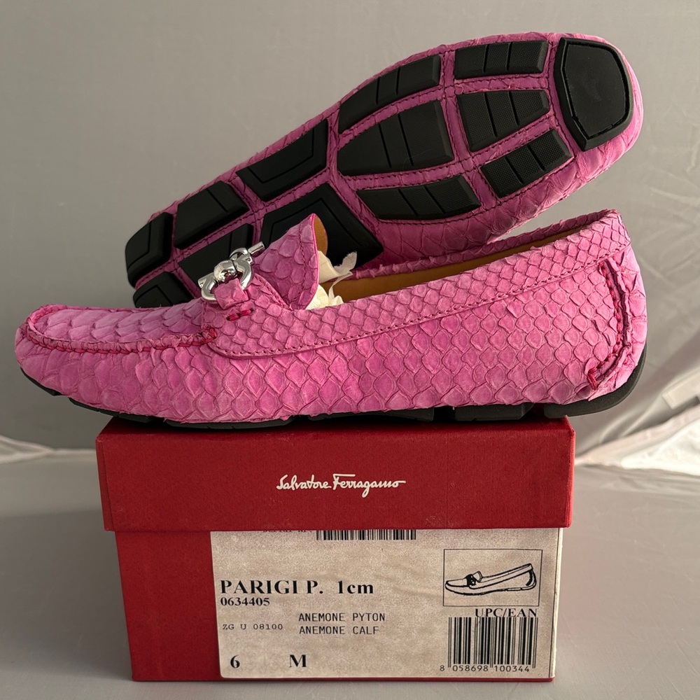 New Salvatore Ferragamo Parigi 1 cm Women Size 6 Fuchsia Python Loafers Exotic